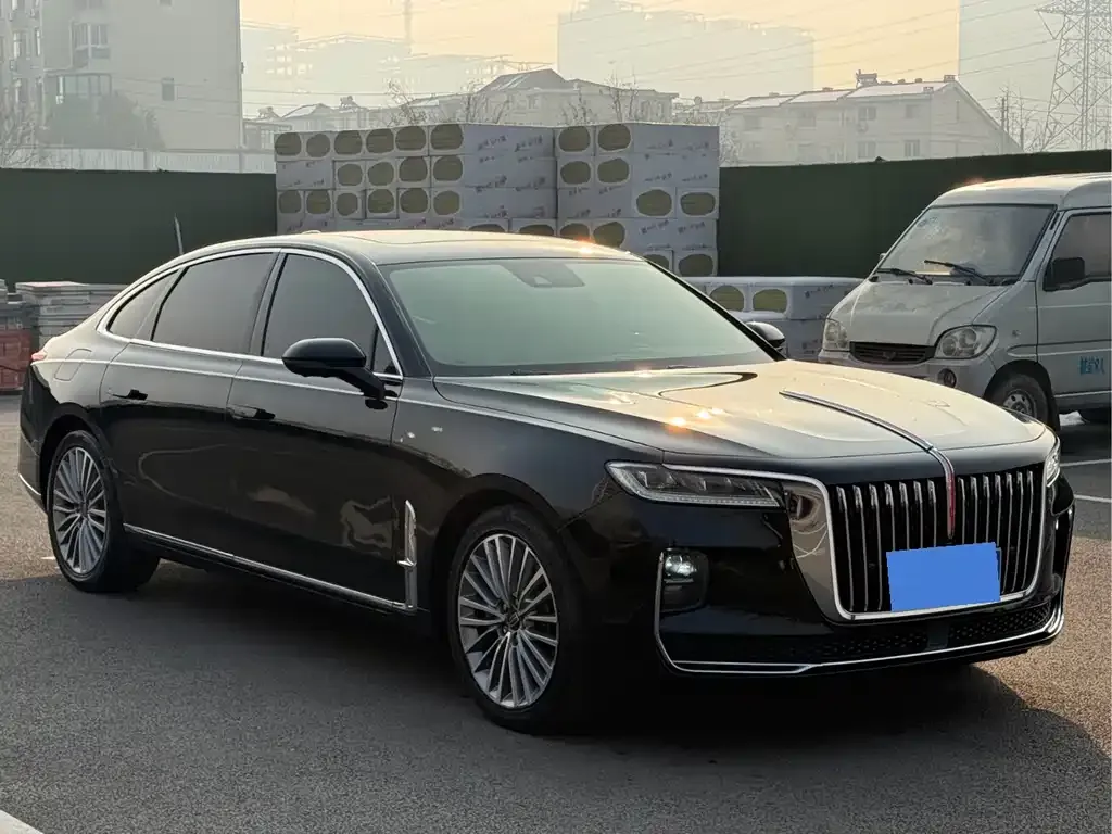 Hongqi H9 — фото 2