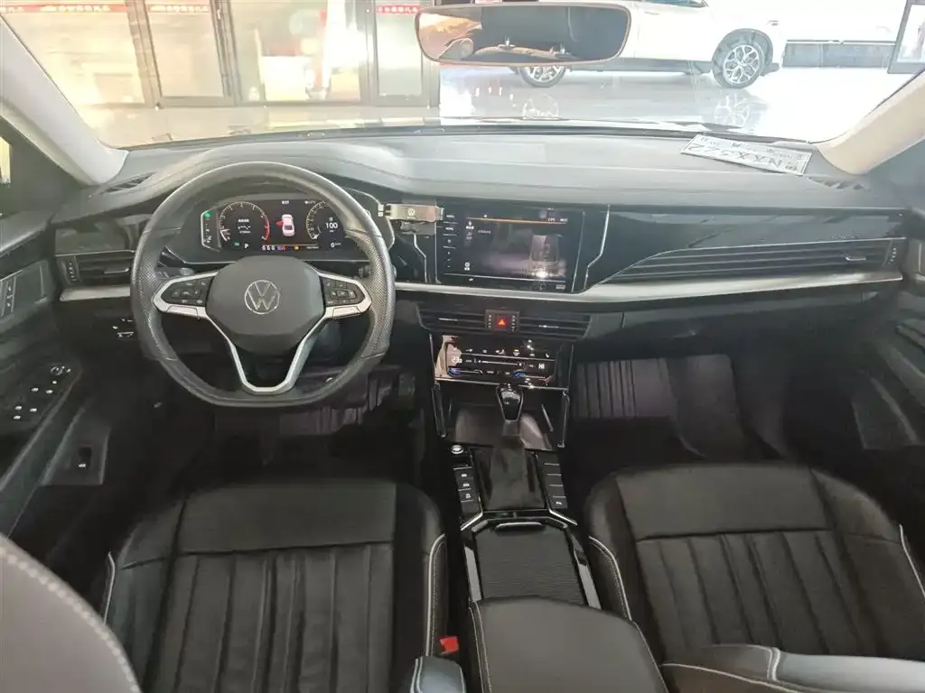 Volkswagen Passat — фото 8