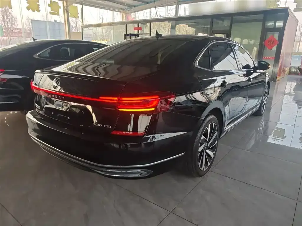 Volkswagen Passat — фото 4