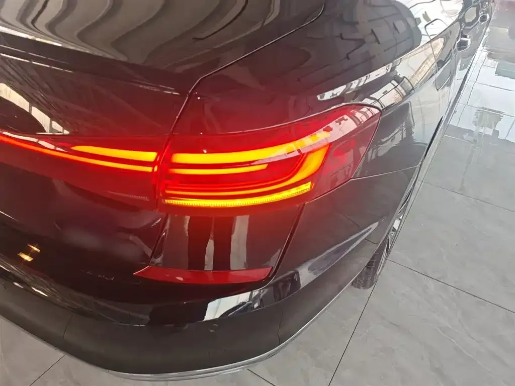 Volkswagen Passat — фото 5