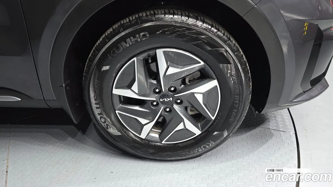 Kia Sorento — фото 5
