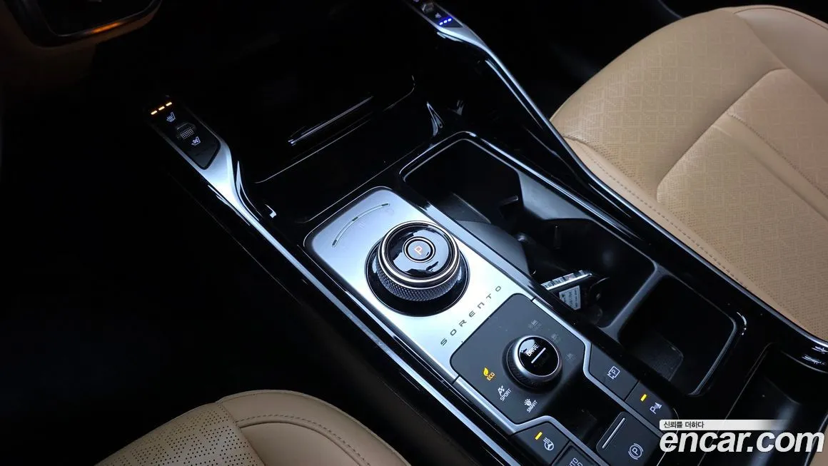 Kia Sorento — фото 9