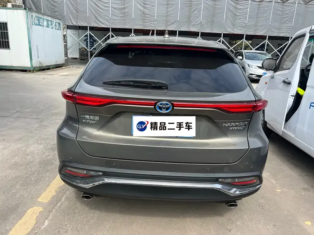 Toyota Harrier — фото 4