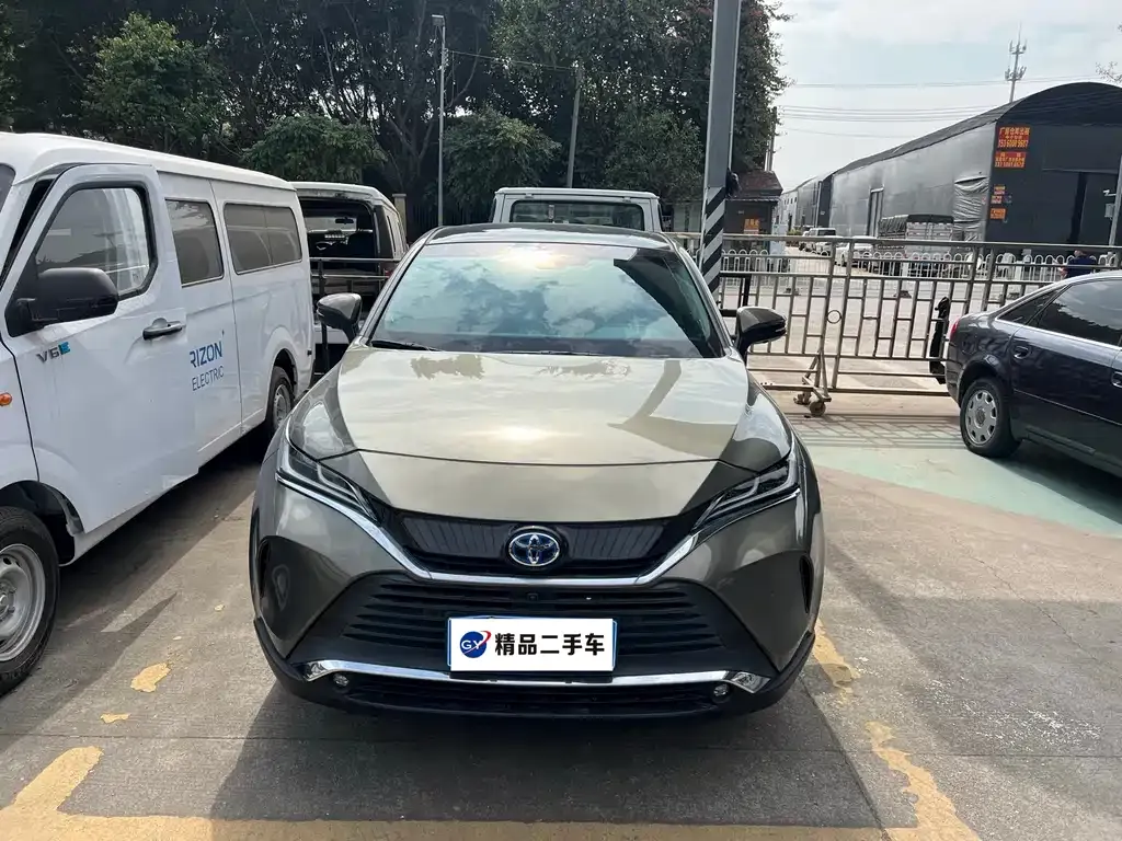 Toyota Harrier — фото 10