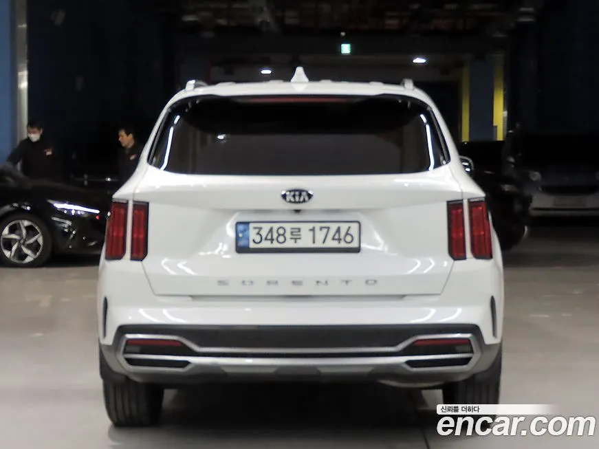 Kia Sorento — фото 4