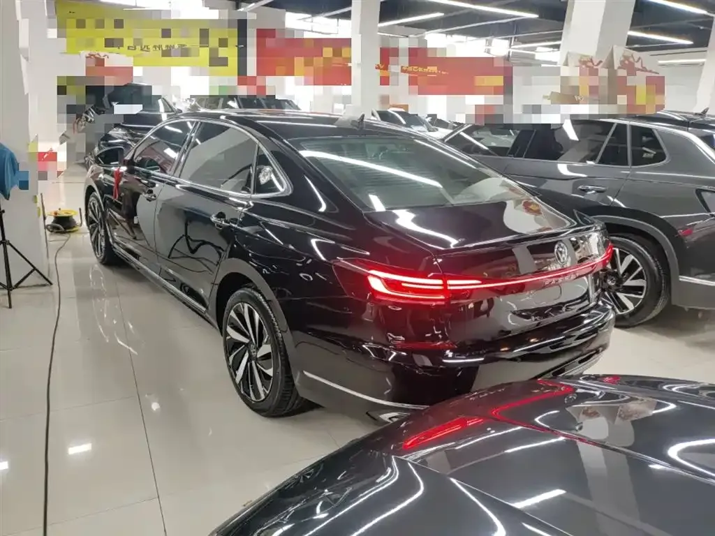 Volkswagen Passat — фото 3