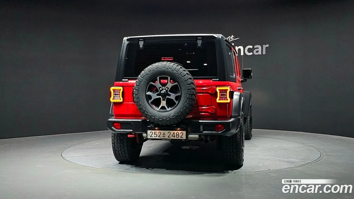 Jeep Wrangler — фото 3