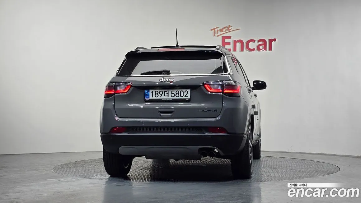 Jeep Compass — фото 3