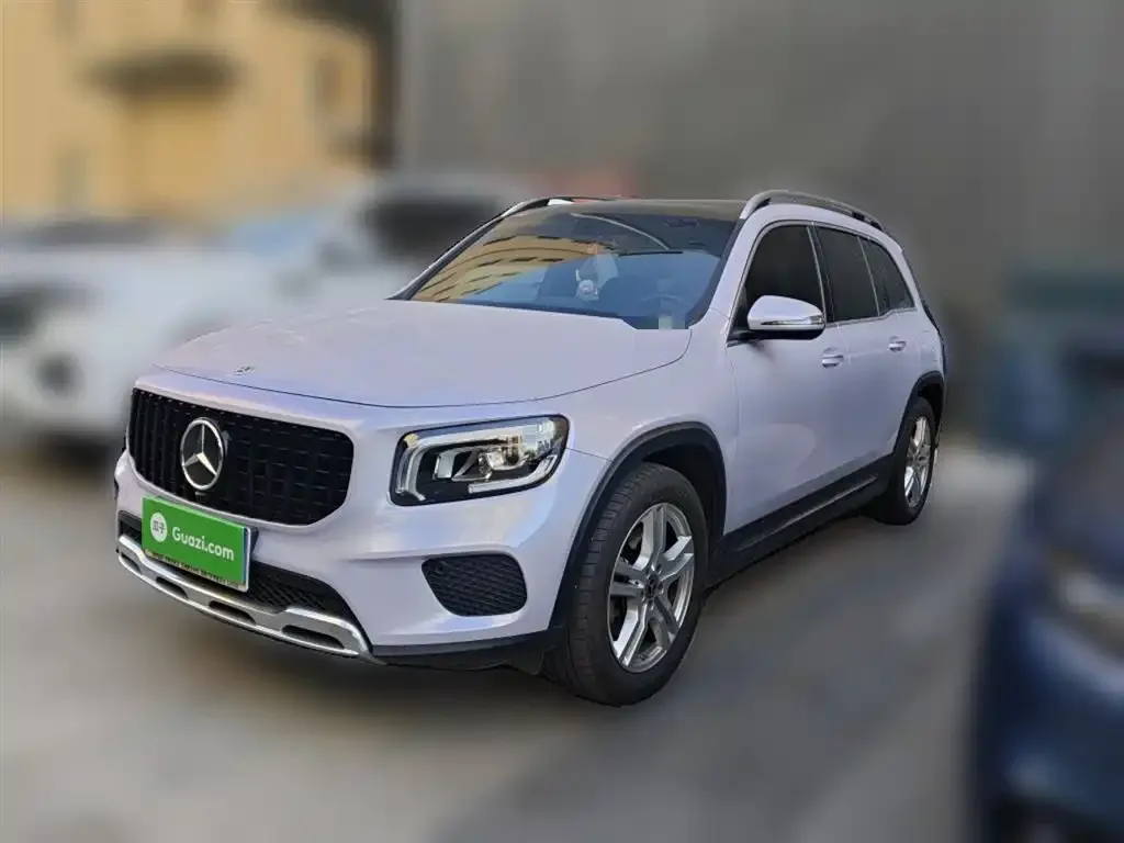 Mercedes-Benz GLB — фото 3