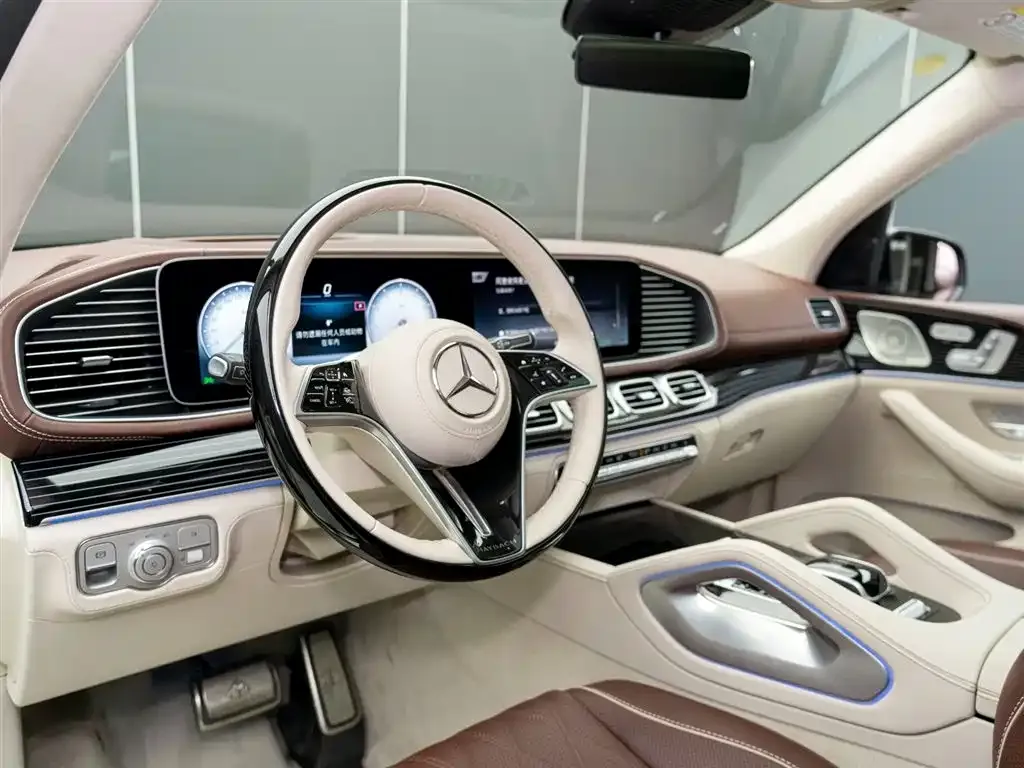 Mercedes-Benz GLS — фото 3