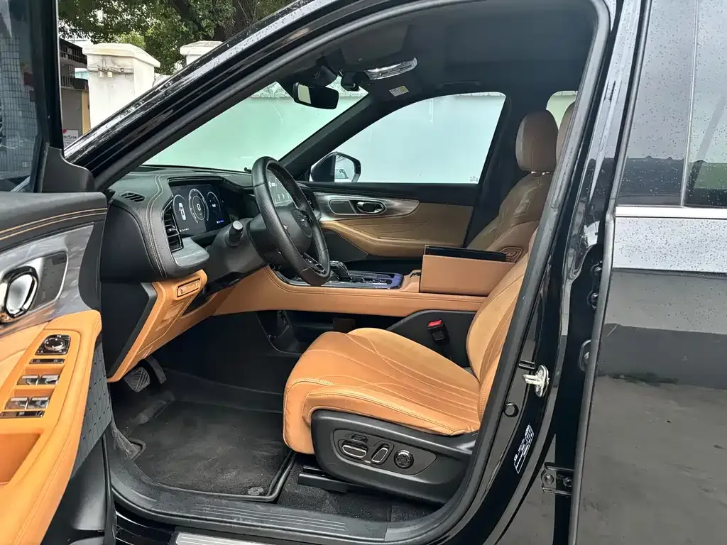 GAC Motor Trumpchi ES9 — фото 6