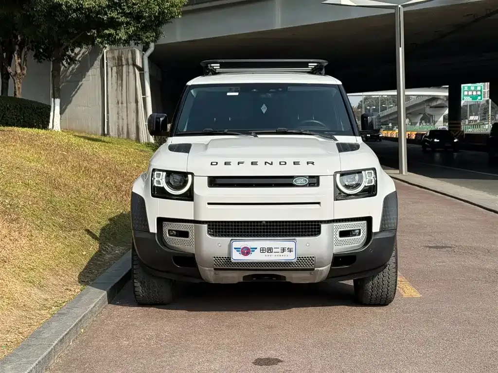 Land Rover Defender — фото 10