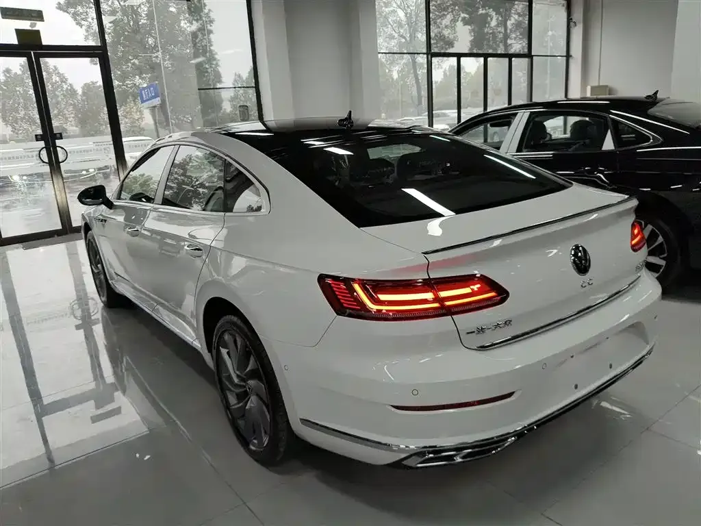 Volkswagen CC — фото 3