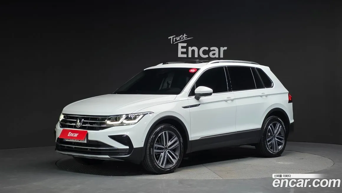 Volkswagen Tiguan — фото 1