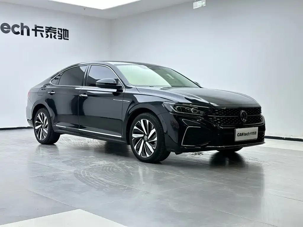 Volkswagen Passat — фото 2