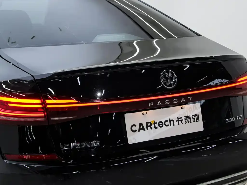 Volkswagen Passat — фото 2