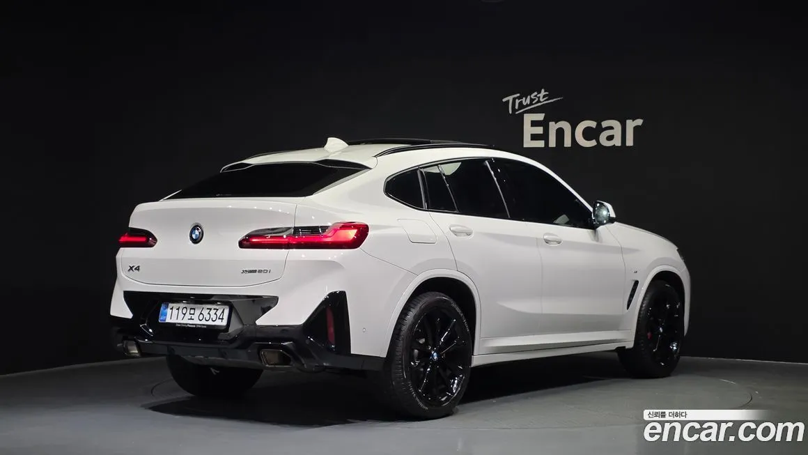 BMW X4 — фото 10