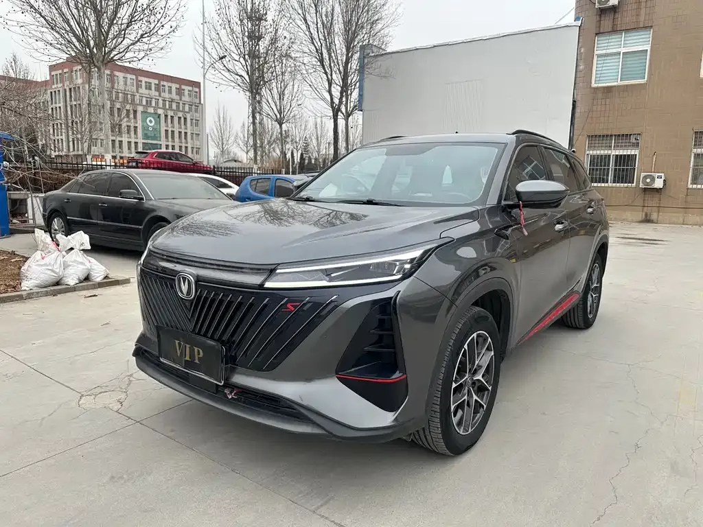 Changan CS75PLUS — фото 1