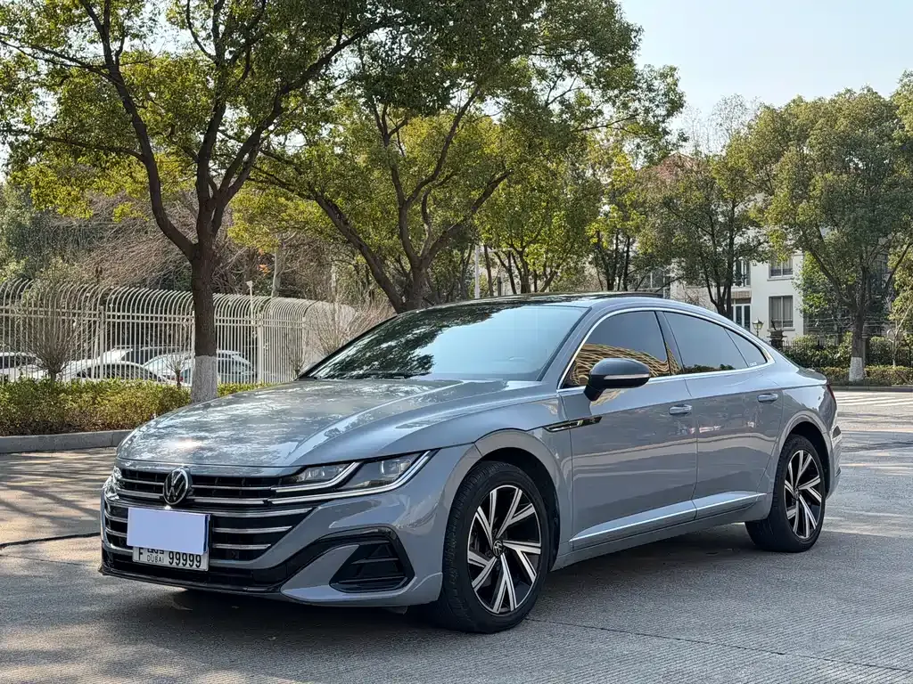 Volkswagen CC — фото 1