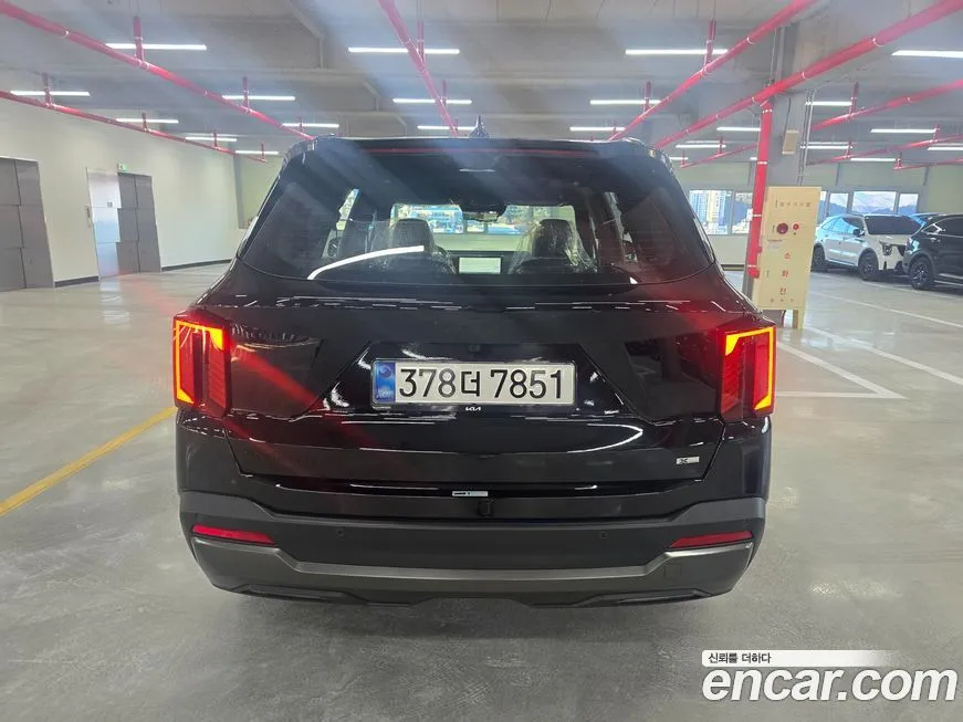 Kia Sorento — фото 5