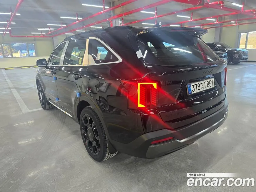 Kia Sorento — фото 9