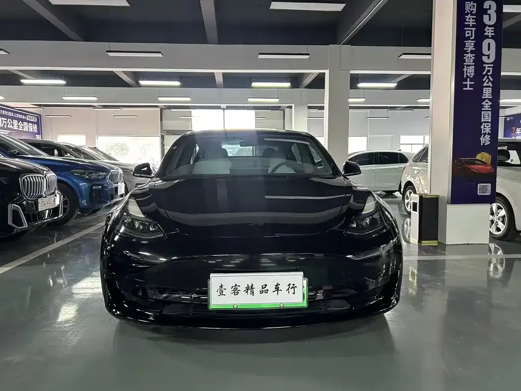 Tesla Model 3 — фото 2