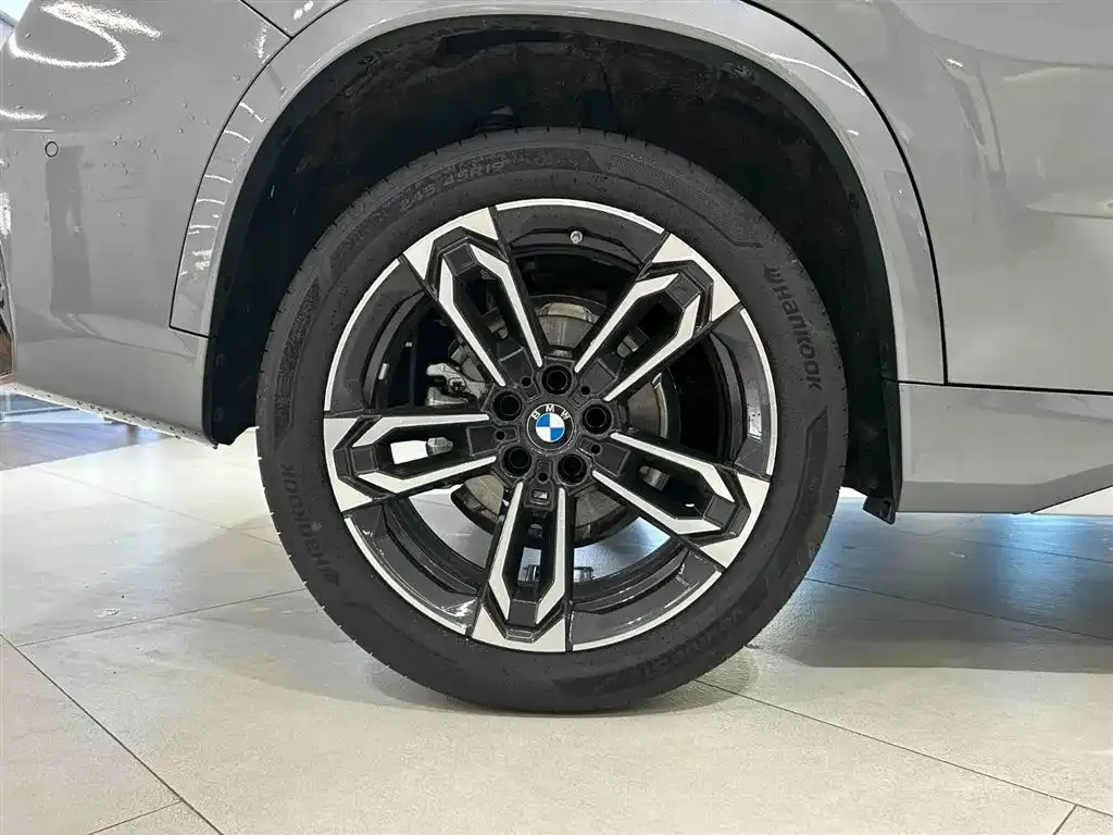 BMW X1 — фото 3