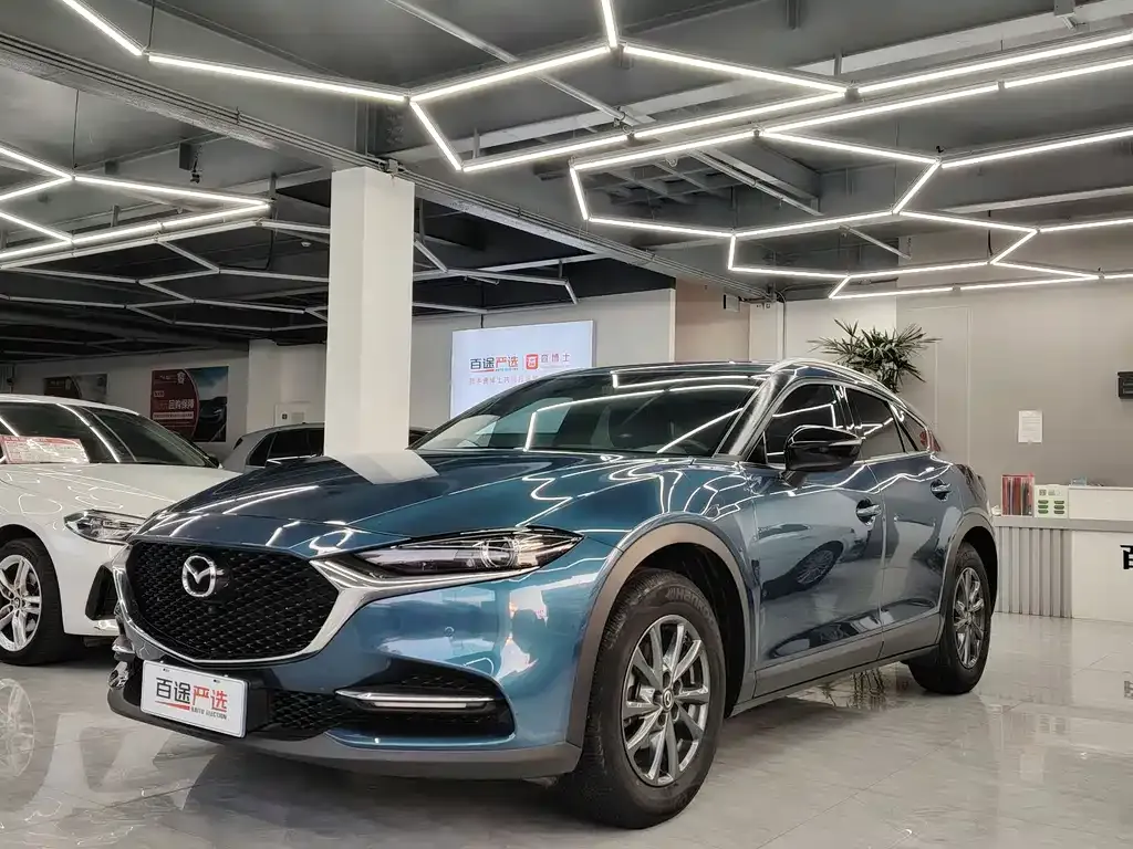 Mazda CX-4 — фото 1