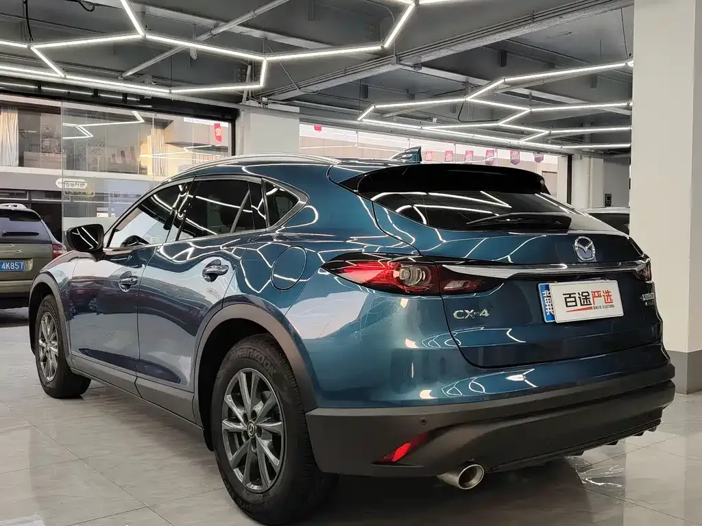 Mazda CX-4 — фото 8