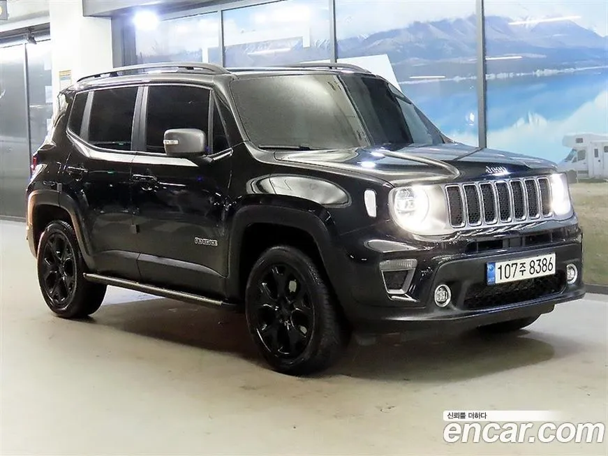 Jeep Renegade — фото 1