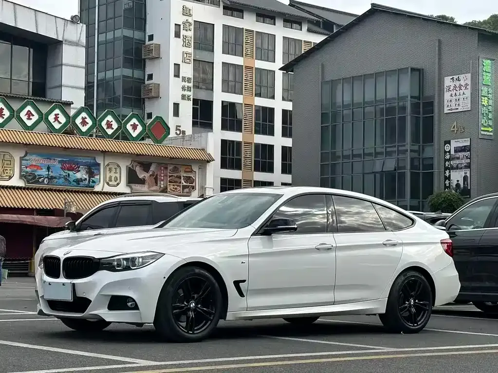 BMW 3 Series GT — фото 1