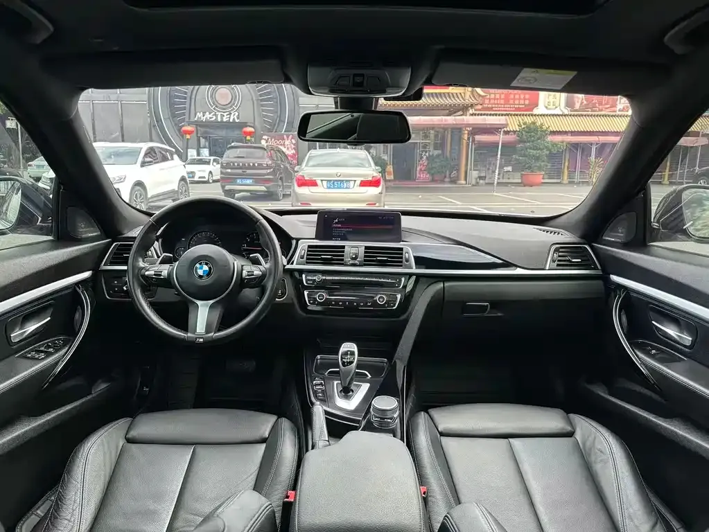 BMW 3 Series GT — фото 9