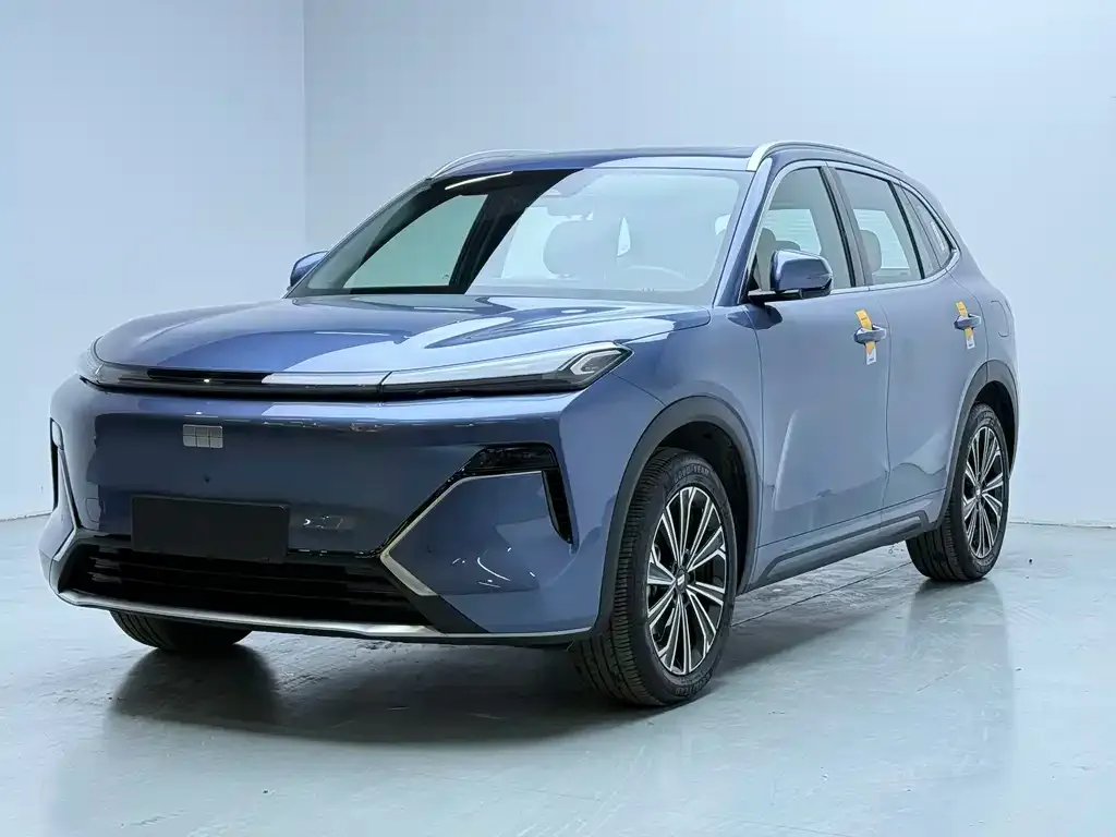 Geely 银河星舰7 — фото 1