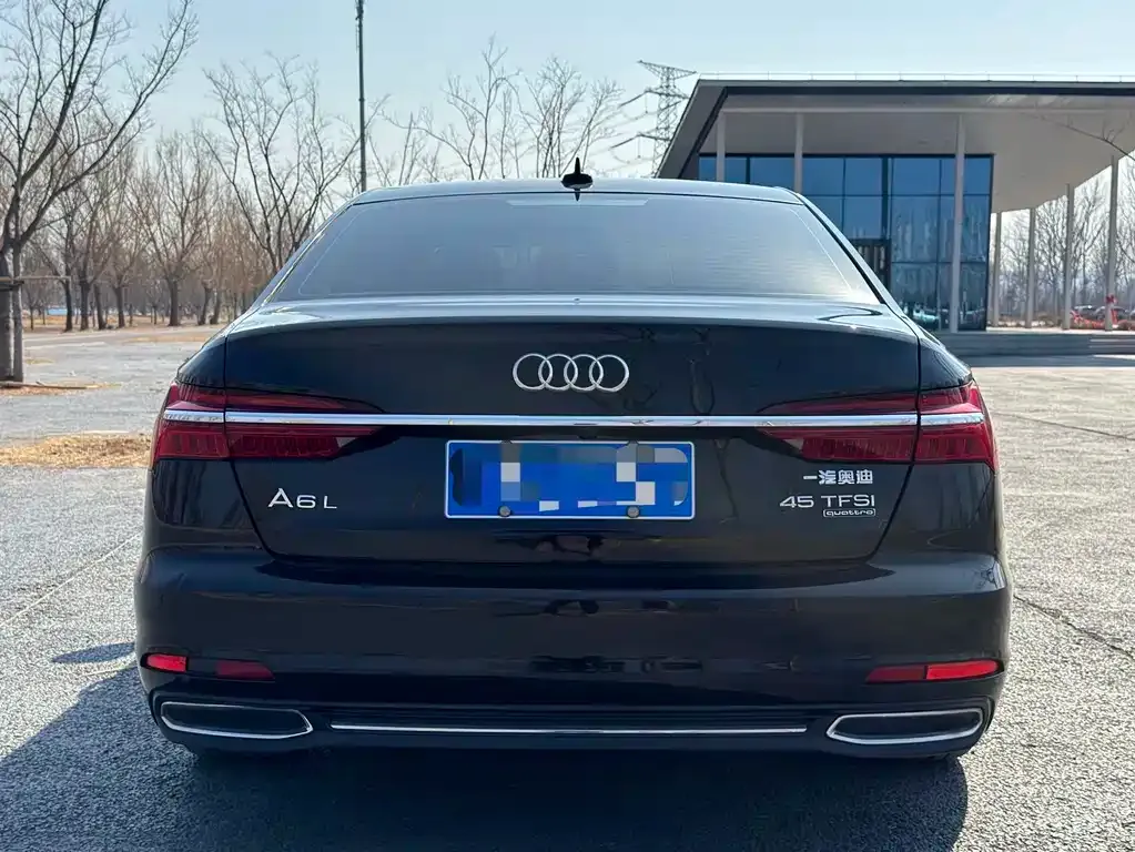 Audi A6L — фото 4