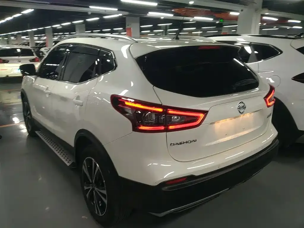 Nissan Qashqai — фото 2