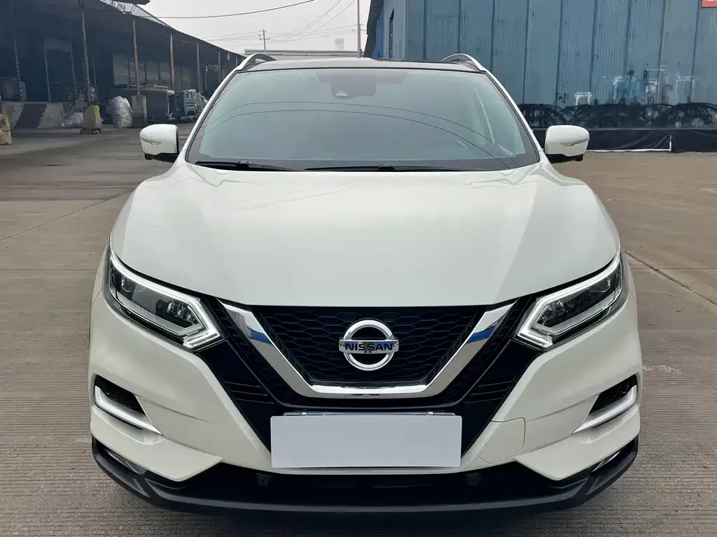 Nissan Qashqai — фото 8