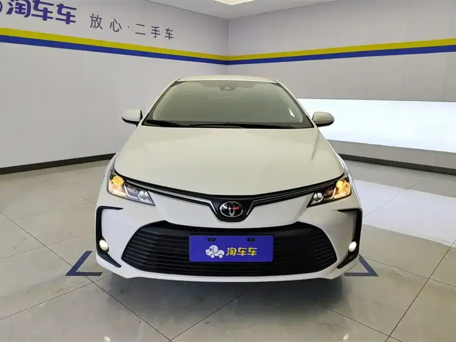 Toyota Corolla — фото 2