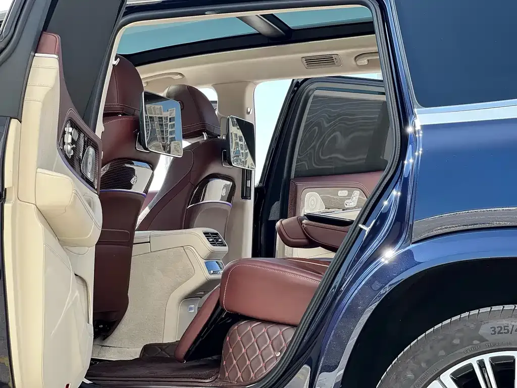 Mercedes-Benz GLS — фото 4
