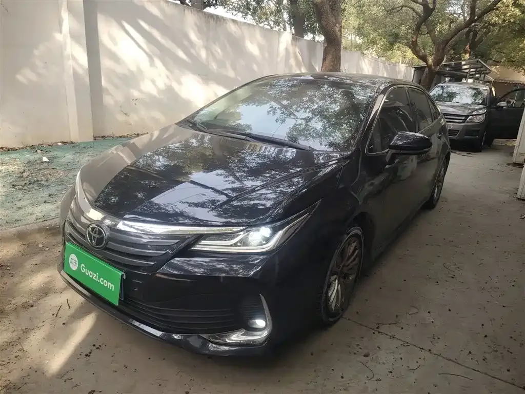 Toyota Allion — фото 1