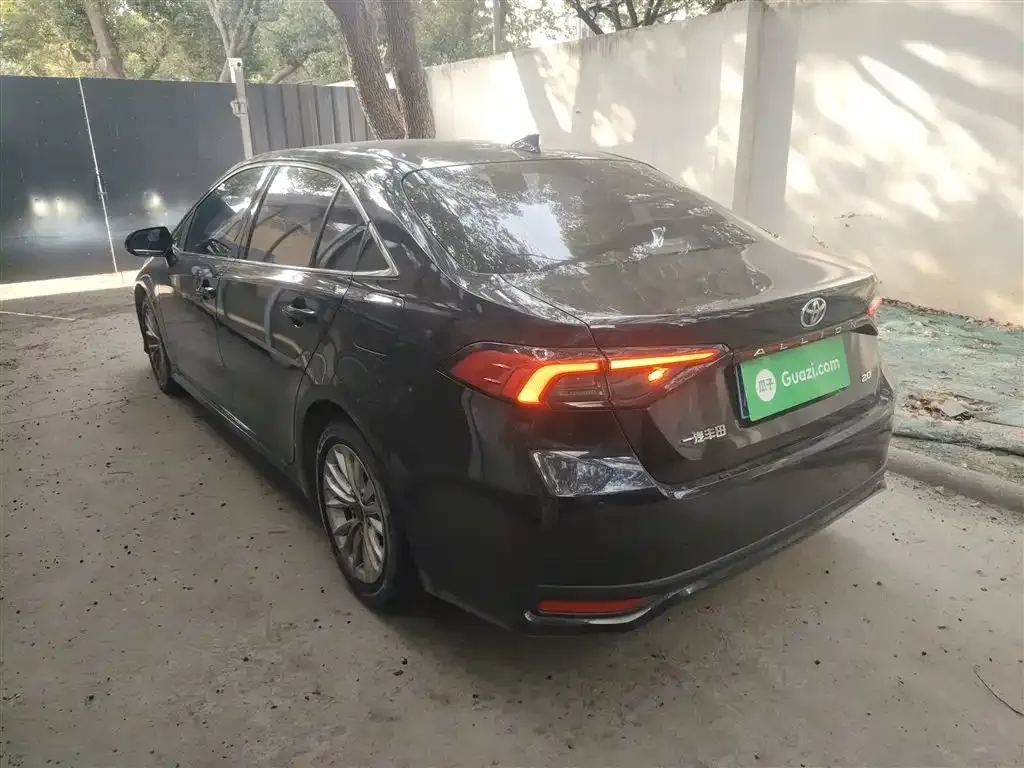 Toyota Allion — фото 2