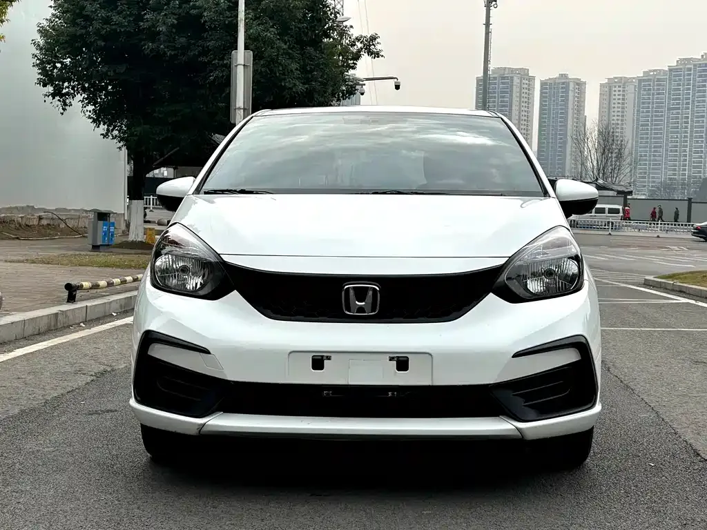 Honda Fit — фото 7
