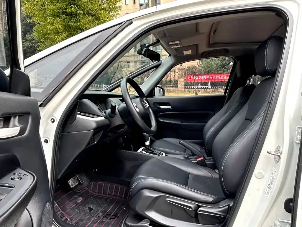 Honda Fit — фото 4