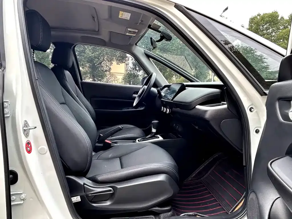 Honda Fit — фото 10