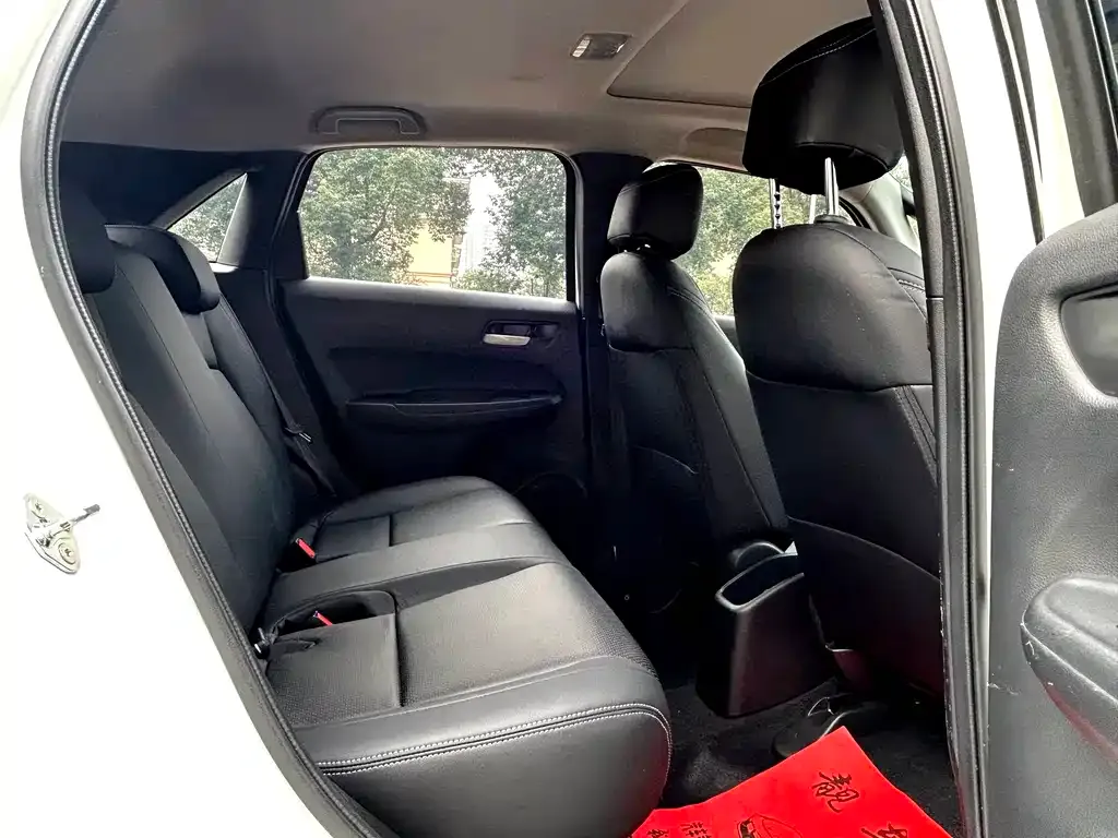 Honda Fit — фото 6