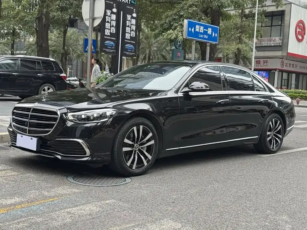 Mercedes-Benz S-Class — фото 1