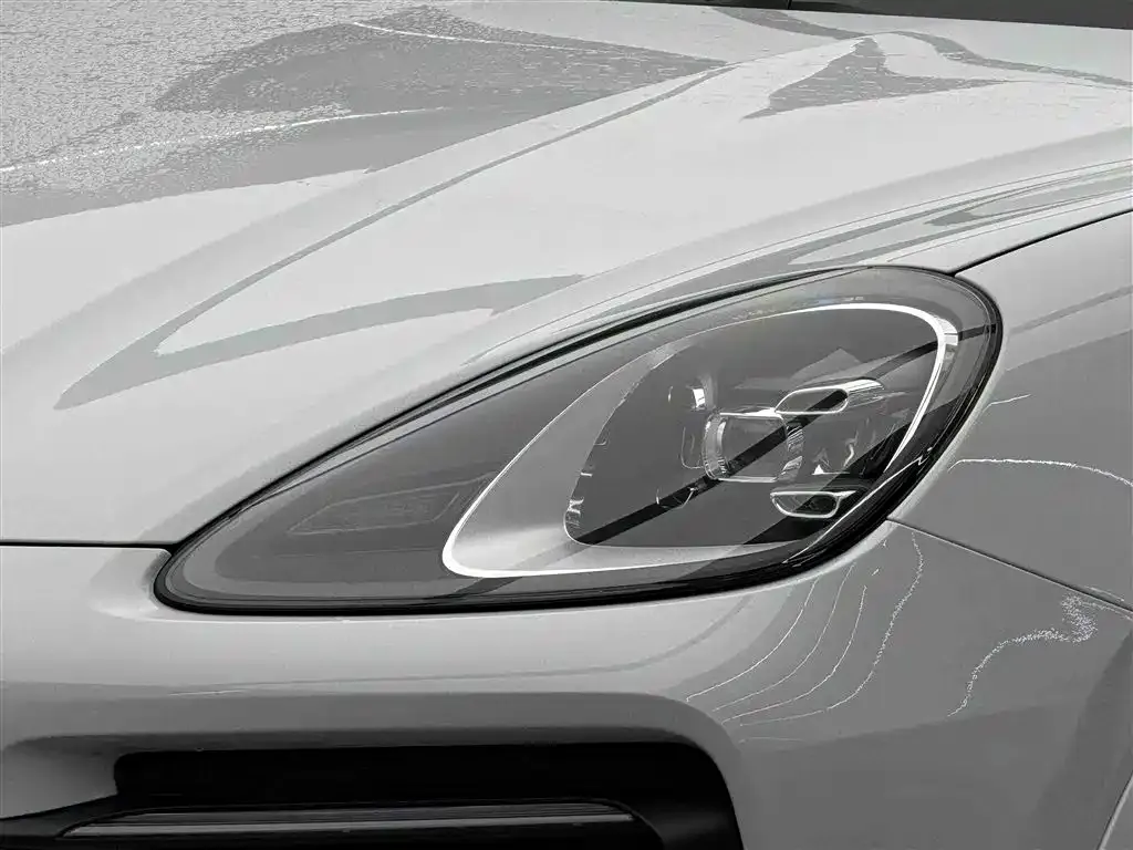 Porsche Cayenne — фото 5