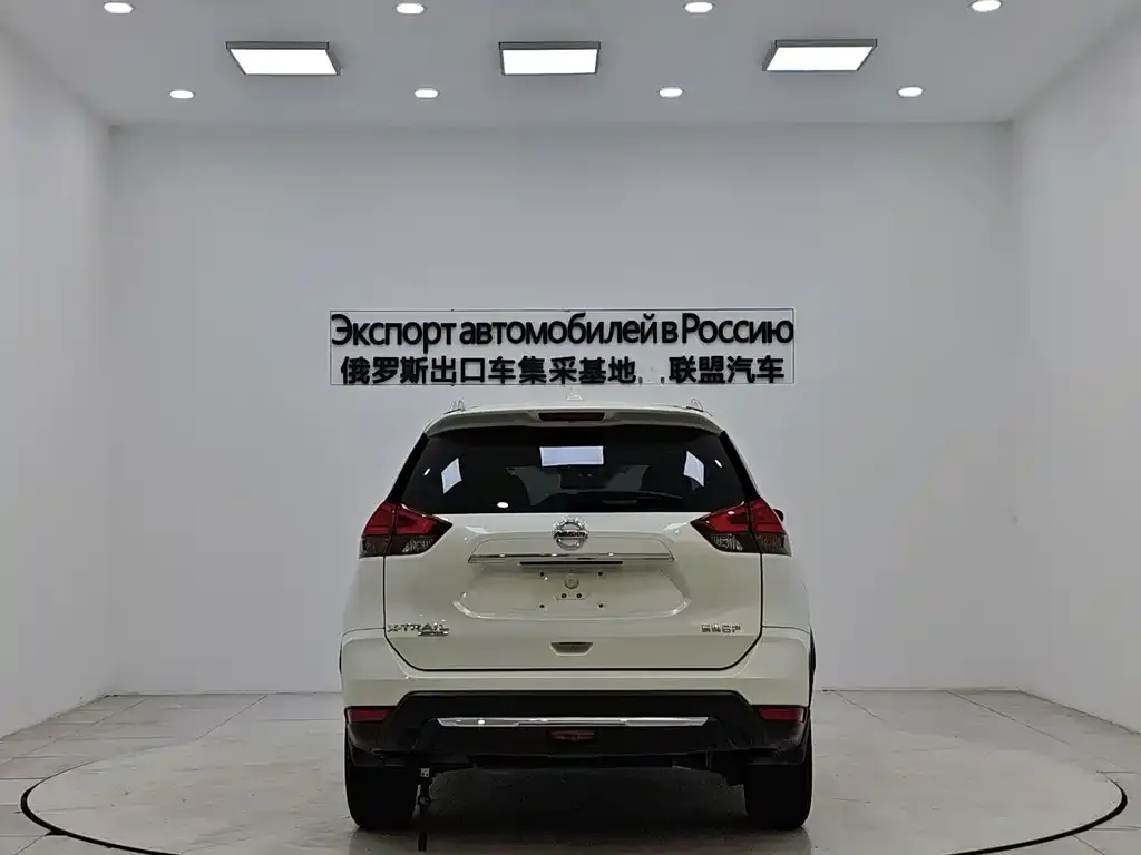 Nissan X-Trail — фото 4