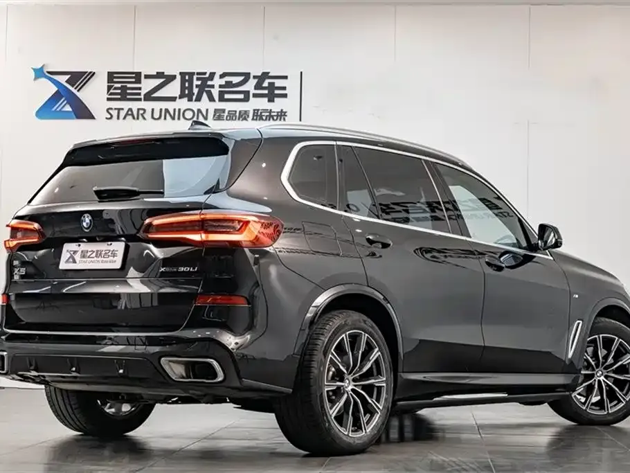 BMW X5 — фото 10