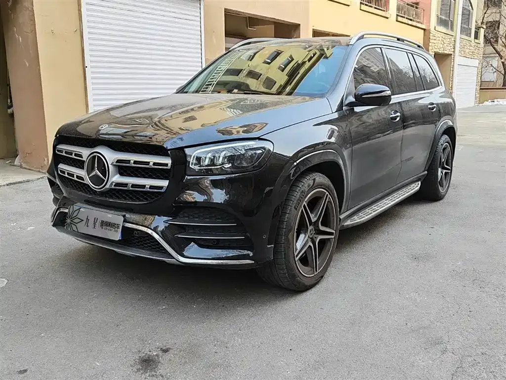 Mercedes-Benz GLS — фото 1