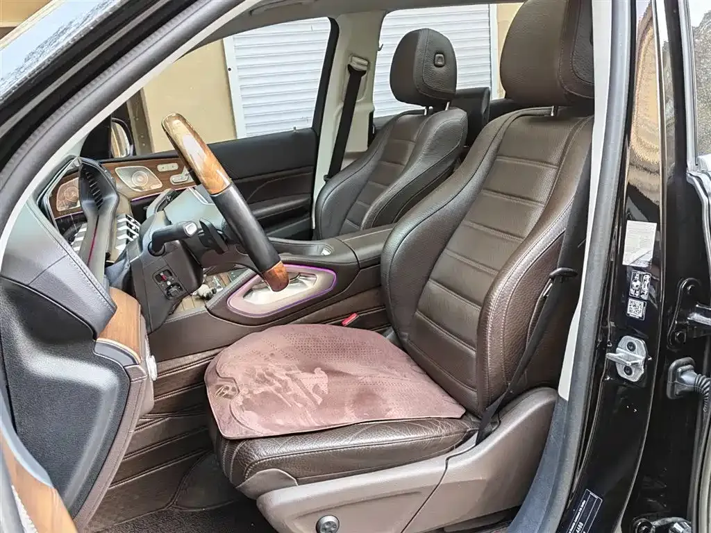 Mercedes-Benz GLS — фото 10